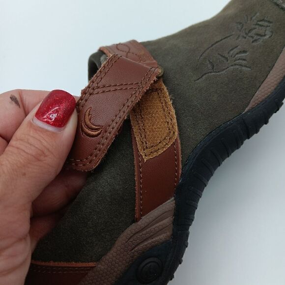 NWT THERAFIT Aspen Taupe Leather Upper Slide-on Clogs Size 7.5 - Picture 11 of 15